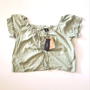 VERO MODA Off the Shoulder Cropped Woven Top